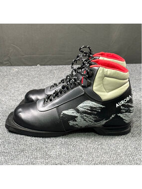Aurora Ski Boots 3-Pin Nordic Leather Vintage Unisex 9W 8M Outdoor Gorpcore